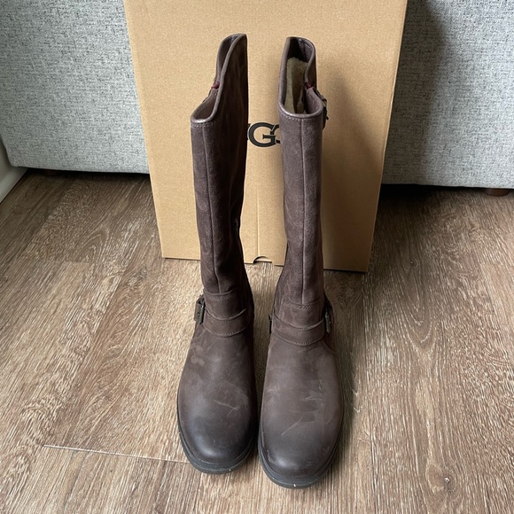 UGG boots - Picture 5 of 6